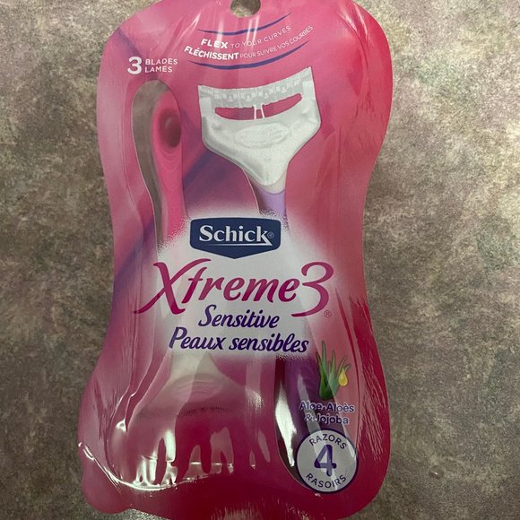 Schick Xtreme 3 Women's Sensitive Skin Razors 4 CT - Picture 1 of 2